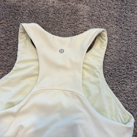 Lululemon Wunder Train cropped tank - Picture 3 of 4